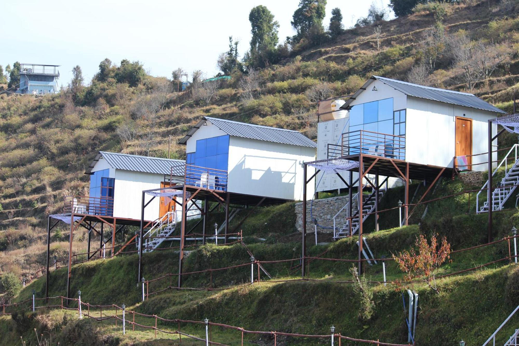 Nivriti Stays Kanatal Buitenkant foto