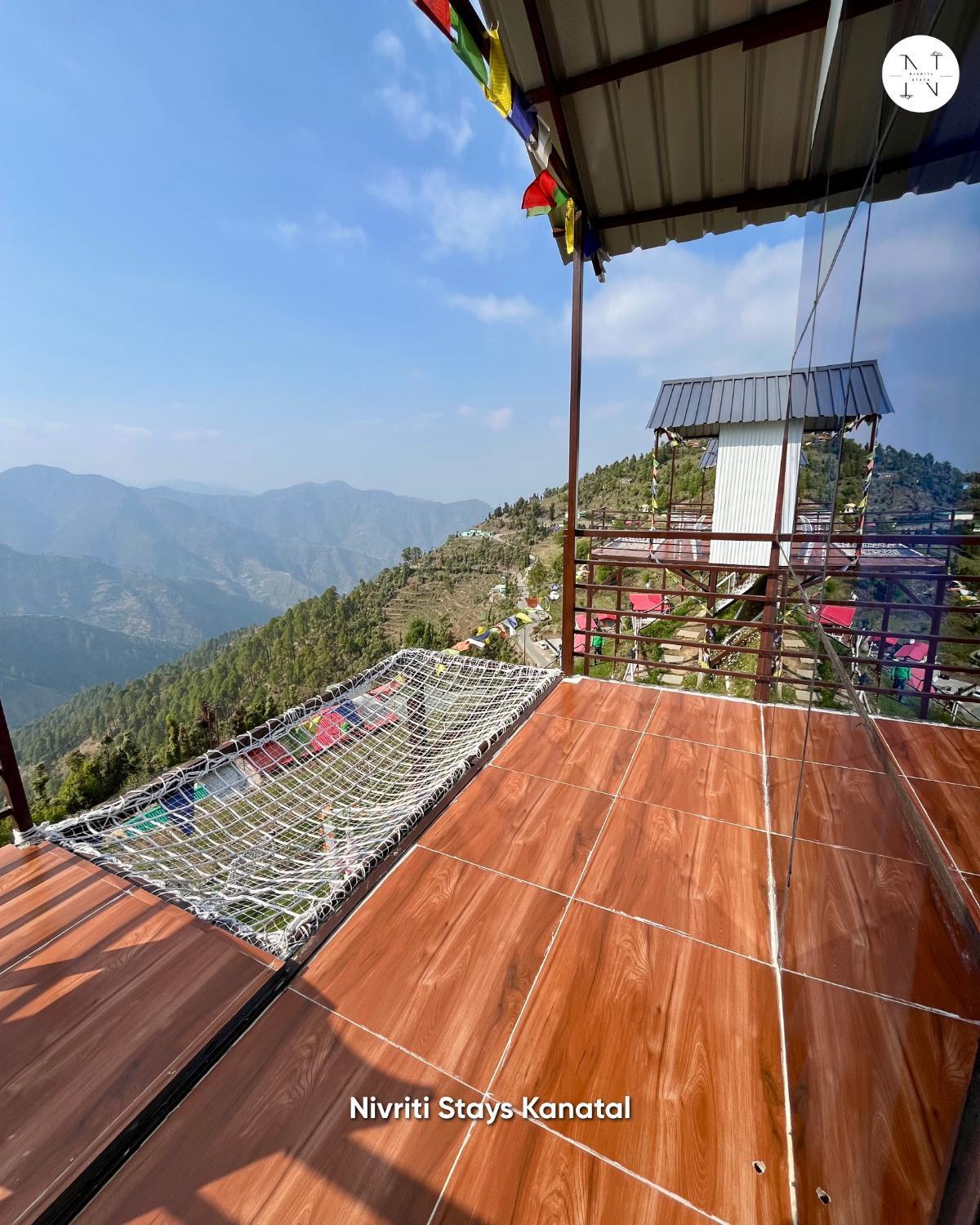 Nivriti Stays Kanatal Buitenkant foto